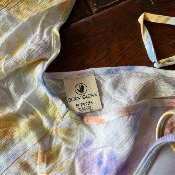 Body Glove Bikini Top and matching Cover Up Dress - Picture 5 of 5